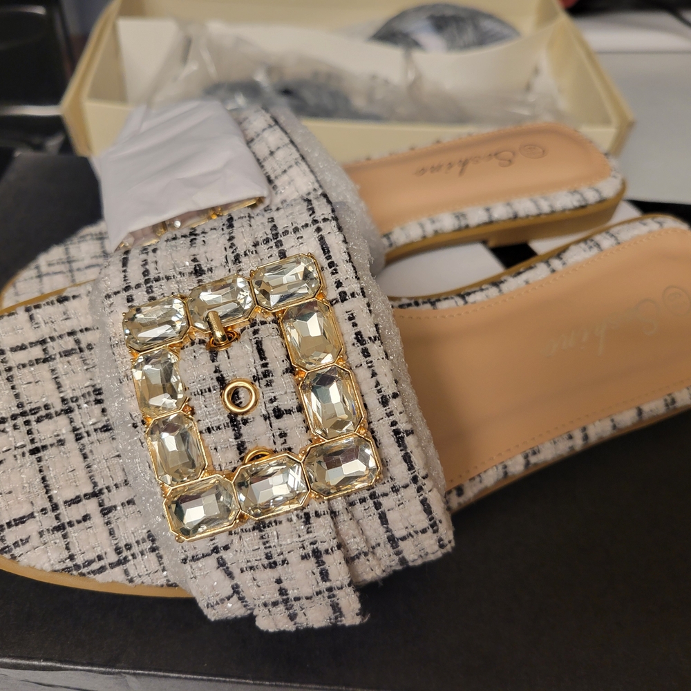 NWT Embellished Tweed Slide Sandals - White/Black